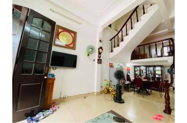 Bán nhà Nguyễn Ngọc Nại, 70m2, 5 tỷ, tư xây 2 năm, thoáng trước sau, LH 0967897269.